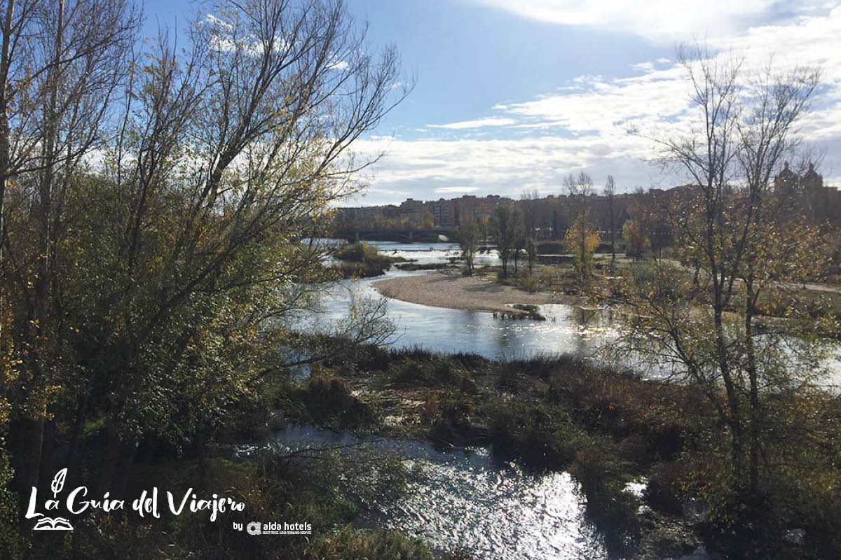Qué hacer y ver en Salamanca: río Tormes desde el Puente Romano