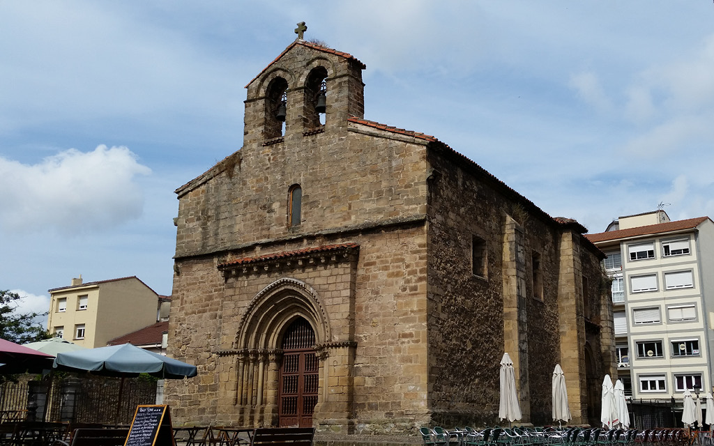 Qué ver en Avilés en un día: la Iglesia de Sabugo.