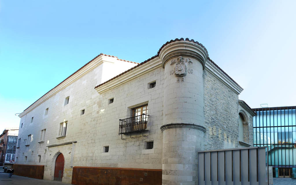 El Palacio de Bendaña es una de las paradas recomendadas en Haro en La Rioja.
