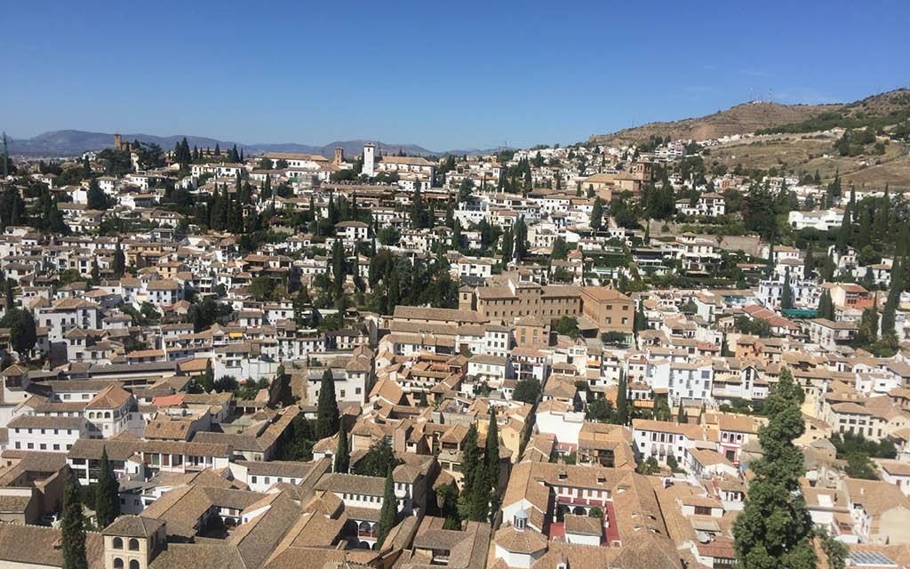 El Barrio del Albaicín es un imprescindible que ver en Granada
