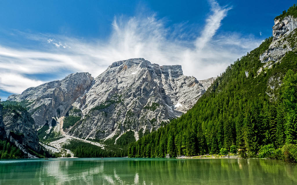Di Braies es uno de los lagos más bonitos de Dolomitas