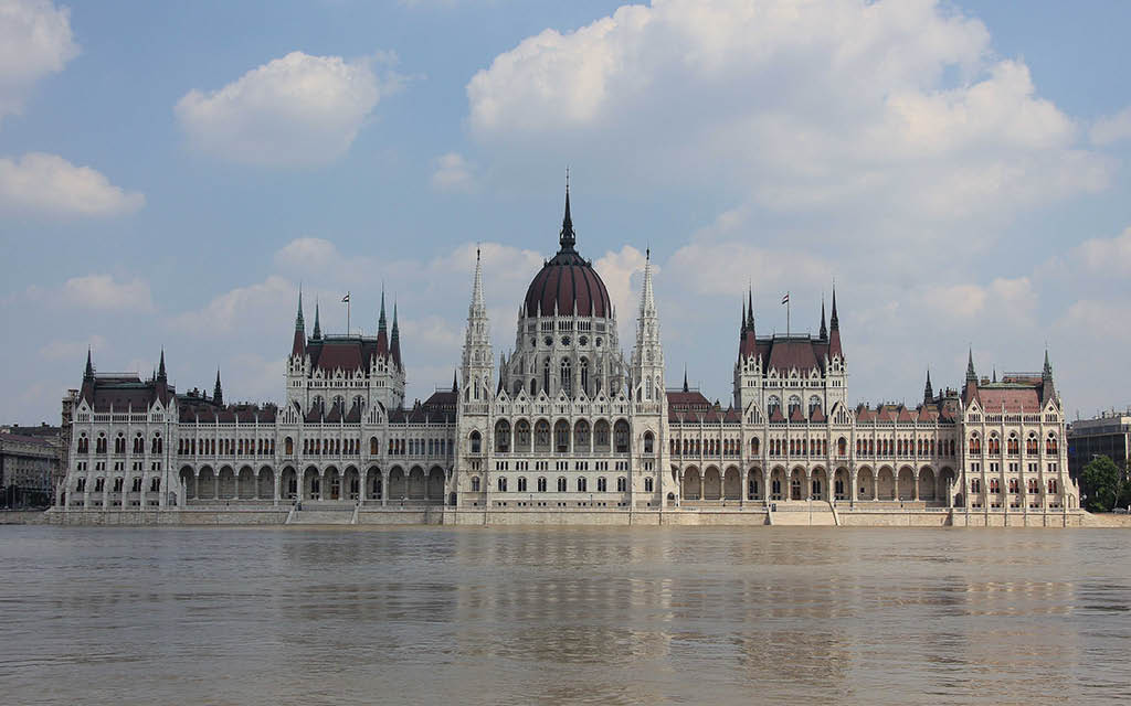 El Parlamento Húngaro es uno de los edificios más bonitos que ver en Budapest