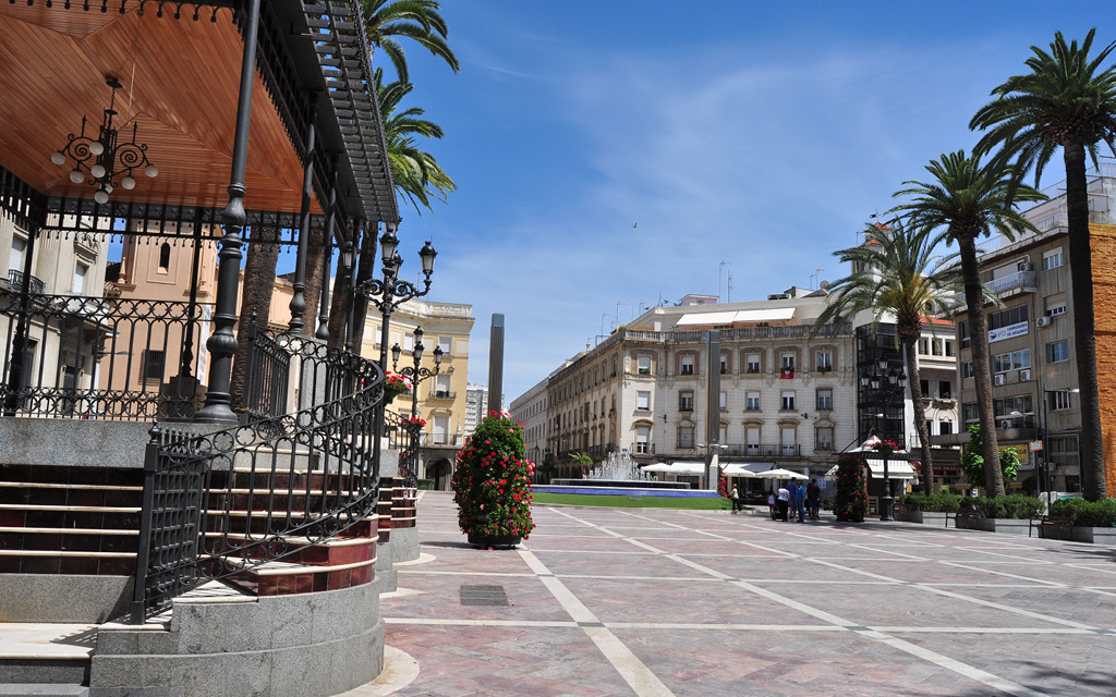 La Plaza de las Monjas es una de las cosas más bonitas que ver en Huelva capital